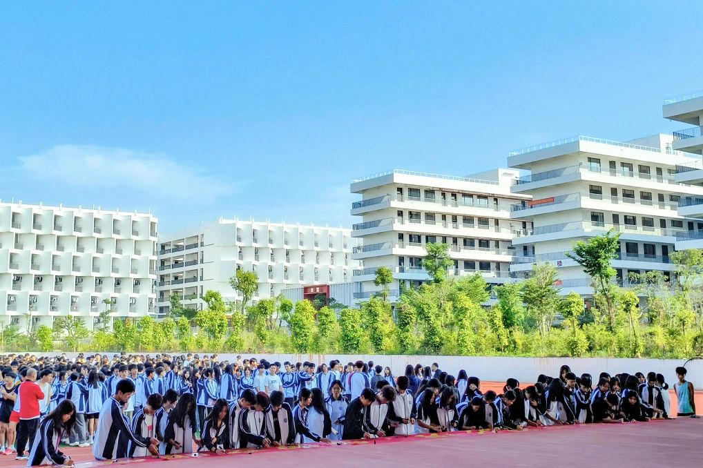 春暖花开迎开学 巳巳如意启新程——​开云网页版登录入口2025年春季开学返校指南